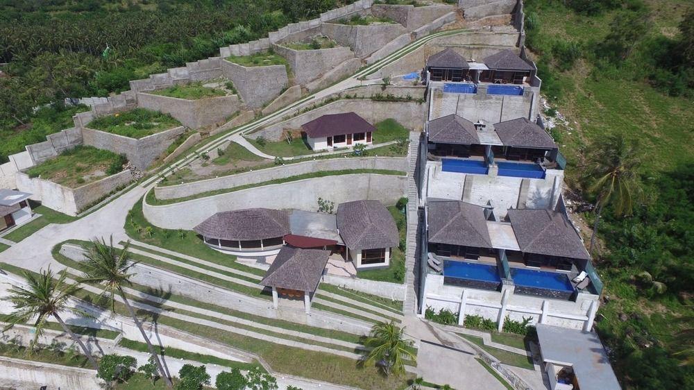 Lima Satu Resort Pemenang Экстерьер фото