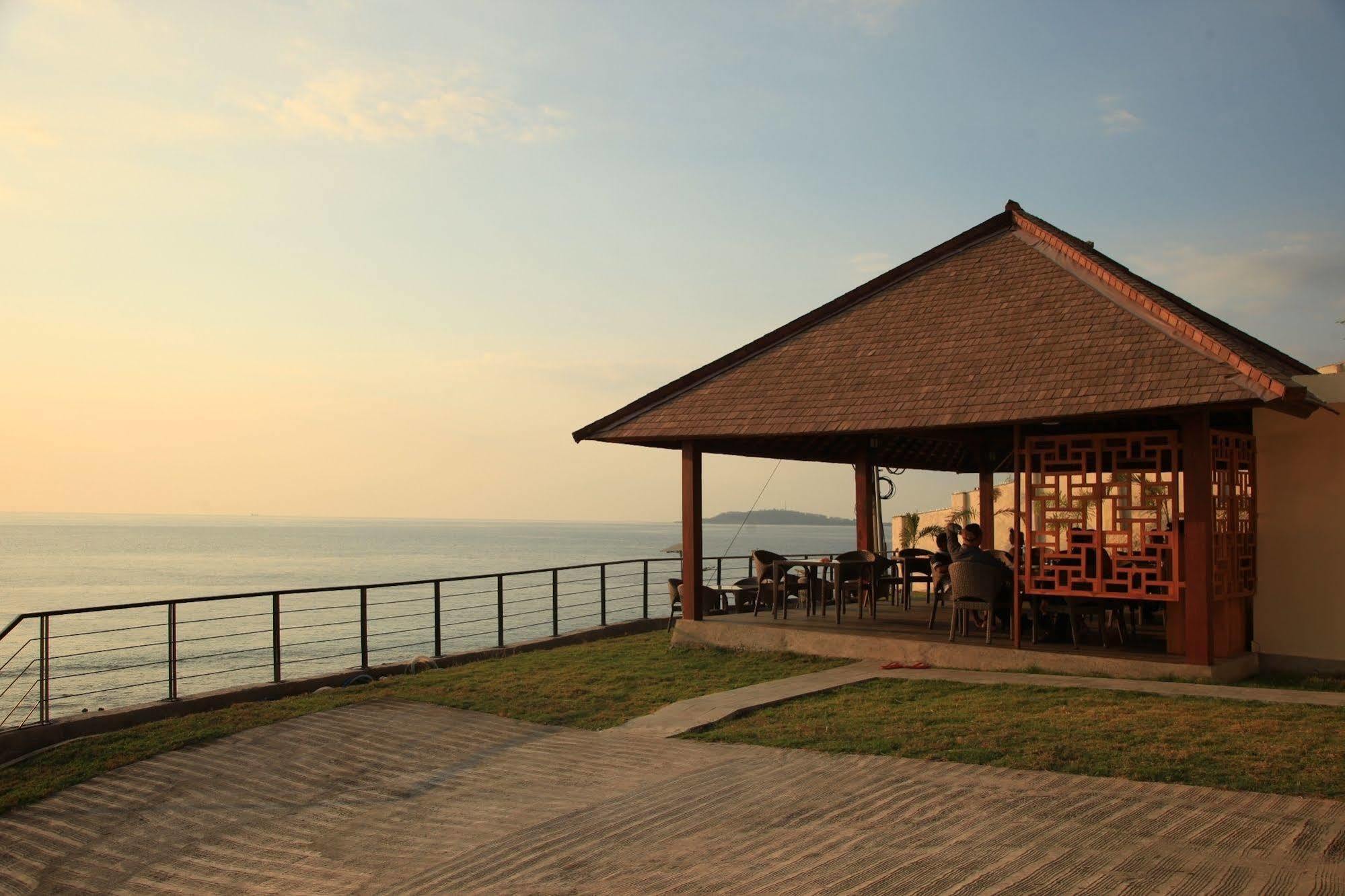 Lima Satu Resort Pemenang Экстерьер фото